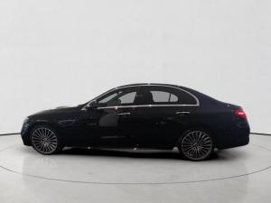 Mercedes-Benz C-Class C220d Avantgarde - Image 4