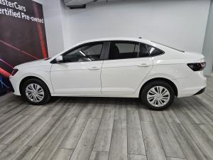 Volkswagen Polo sedan 1.6 manual - Image 11