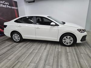 Volkswagen Polo sedan 1.6 manual - Image 13