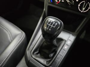 Volkswagen Polo sedan 1.6 manual - Image 8