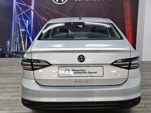 Volkswagen Polo sedan 1.6 manual - Image 13