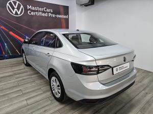 Volkswagen Polo sedan 1.6 manual - Image 3