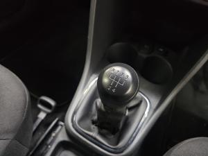 Volkswagen Polo Vivo hatch 1.4 - Image 7