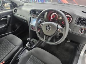 Volkswagen Polo Vivo hatch 1.4 - Image 9