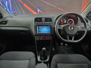 Volkswagen Polo Vivo hatch 1.4 Life - Image 12