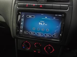 Volkswagen Polo Vivo hatch 1.4 Life - Image 7