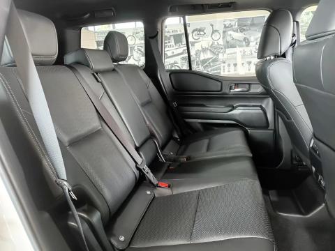 Image Toyota Land Cruiser Prado 2.8GD VX-R