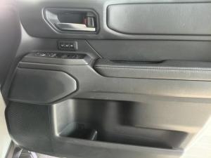 Toyota Land Cruiser Prado 2.8GD VX-R - Image 15