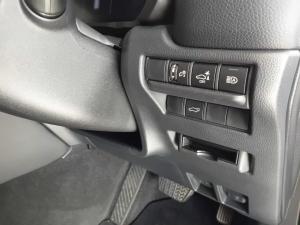 Toyota Land Cruiser Prado 2.8GD VX-R - Image 17