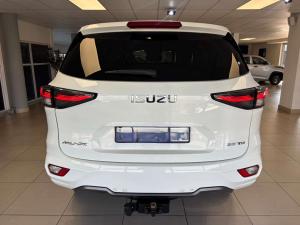 Isuzu mu-X 3.0TD Onyx 4x4 - Image 8