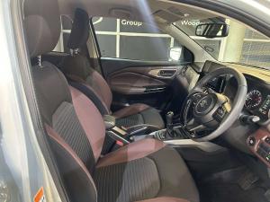 Suzuki Fronx 1.5 GLX manual - Image 12