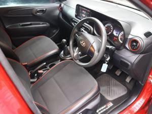 Hyundai Grand i10 1.0 Premium hatch - Image 10