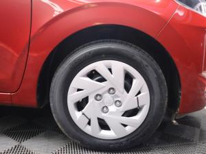 Hyundai Grand i10 1.0 Premium hatch - Image 13