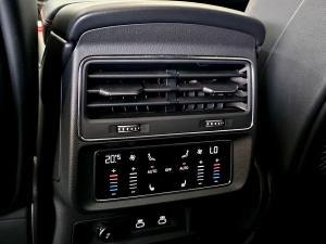 Audi SQ8 TFSI quattro Black Edition - Image 22