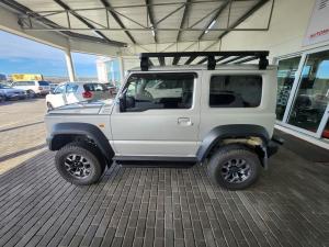 Suzuki Jimny 1.5 GLX AllGrip 3-door manual - Image 16