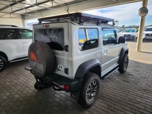 Suzuki Jimny 1.5 GLX AllGrip 3-door manual - Image 2