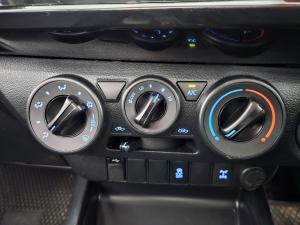 Toyota Hilux 2.4GD-6 double cab SRX auto - Image 12