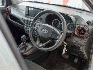 Hyundai Grand i10 1.2 Premium hatch - Image 8