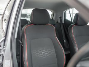 Hyundai Grand i10 1.2 Premium hatch - Image 11