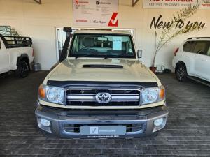 Toyota Land Cruiser 79 4.5D-4D LX V8 single cab - Image 4