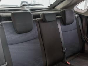 Toyota Starlet 1.4 Xi - Image 12