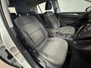 Volkswagen Golf 1.4TSI Comfortline - Image 15