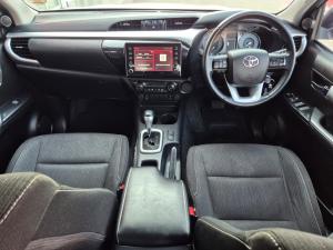 Toyota Hilux 2.8GD-6 double cab Raider auto - Image 6