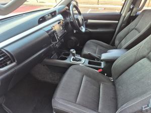 Toyota Hilux 2.8GD-6 double cab Raider auto - Image 7