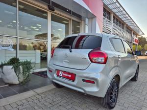 Toyota Vitz 1.0 XR manual - Image 2