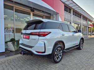 Toyota Fortuner 2.8GD-6 VX - Image 2