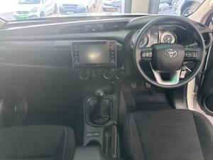 Toyota Hilux 2.4GD-6 Xtra cab Raider manual - Image 6