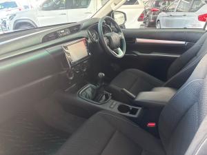 Toyota Hilux 2.4GD-6 Xtra cab Raider manual - Image 7