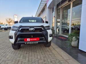 Toyota Hilux 2.8GD-6 double cab 4x4 Legend auto - Image 4