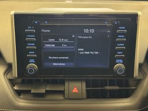 Toyota RAV4 2.0 GX auto - Image 11