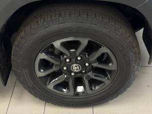 Toyota Hilux 2.8GD-6 double cab Legend auto - Image 19