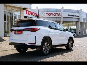 Toyota Fortuner 2.4GD-6 4x4 - Image 2