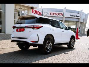 Toyota Fortuner 2.4GD-6 4x4 - Image 2