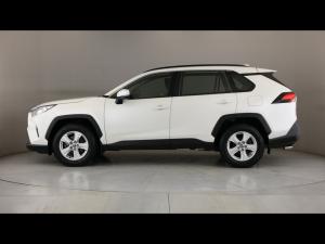 Toyota RAV4 2.0 GX auto - Image 22