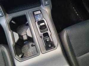 Toyota RAV4 2.5 HEV VX E-Four - Image 13