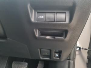 Toyota RAV4 2.5 HEV VX E-Four - Image 28
