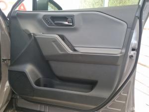 Toyota RAV4 2.5 HEV VX E-Four - Image 30