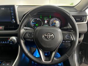 Toyota RAV4 2.5 Hybrid GX - Image 8
