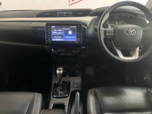 Toyota Hilux 2.8GD-6 double cab 4x4 Raider auto - Image 6