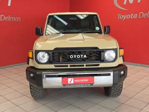Toyota Landcruiser 76 2.8 GD-6 S/W - Image 4