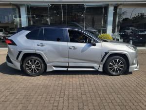 Toyota RAV4 2.0 GX CVT - Image 3