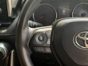 Toyota RAV4 2.0 GX CVT - Image 9