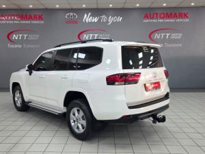 Toyota Landcruiser 300 V6 3.3D GX-R - Image 11