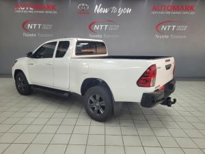 Toyota Hilux 2.4 GD-6 RB Raider automaticE/CAB - Image 11