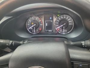 Toyota Hilux 2.4 GD-6 RB Raider automaticE/CAB - Image 8