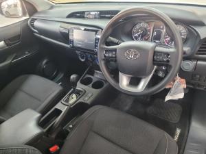 Toyota Hilux 2.4 GD-6 RB Raider automaticE/CAB - Image 9
